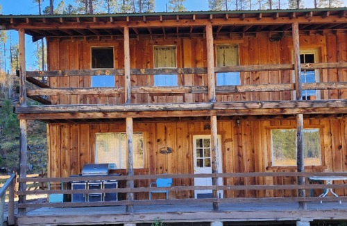 Clifton Cabin | Beaver Creek Guest Ranch offers a peaceful setting for guests to relax.