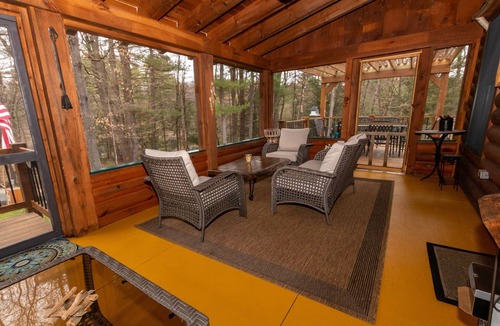 Lake Luzerne House | Beaver Dam Lodge (Lake George Area)