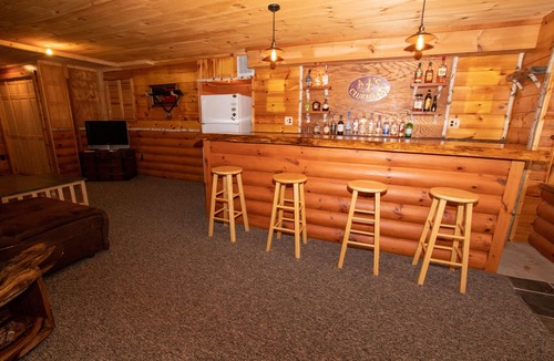 Lake Luzerne House | Beaver Dam Lodge (Lake George Area)
