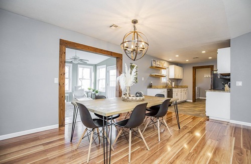 Beaver Shores House | Beaver Lake Getaway-15 min from downtown Rogers with HOT TUB!