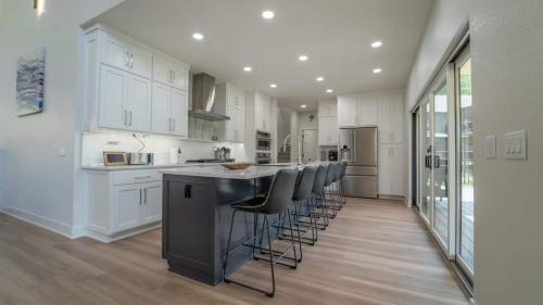 Rogers House | Beaver Lake Retreat with Hot Tub & Game Room