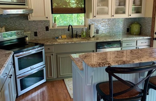 Beaver Shores House | Beaver Lake Waterfront