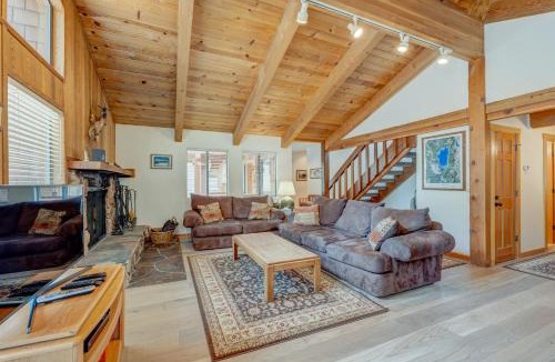 Truckee Ski Chalet | Beaver Pond Northstar Luxury Chalet with Hot Tub