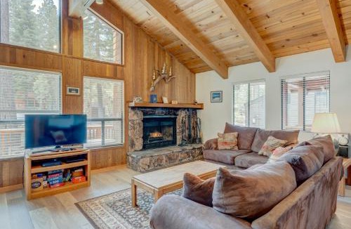 Truckee Ski Chalet | Beaver Pond Northstar Luxury Chalet with Hot Tub