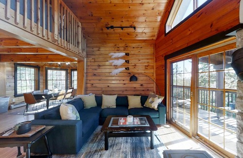 Boothbay Harbor House | Beaver Run Cabin