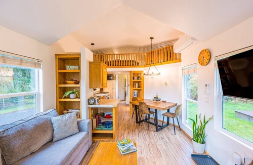 Beaver Cabin | Beaver's Den: Private & Cozy Experience