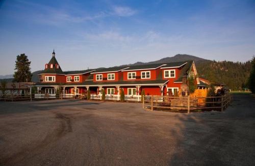 Plain Hotel | Beaver Valley Lodge