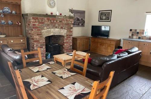 Pickering House | Beck House Cottages