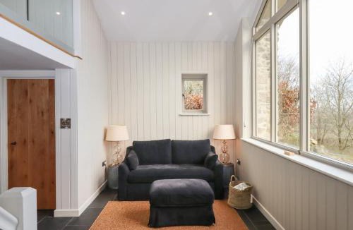 Newton Abbot House | Beckaford View