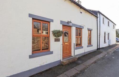 Eamont Bridge House | Beckside Cottage