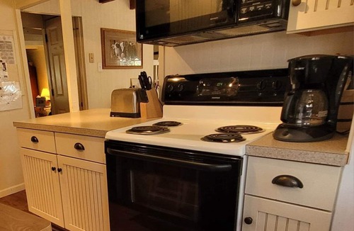 Mount Gretna Cottage | Becky's Gift on Muhlenberg