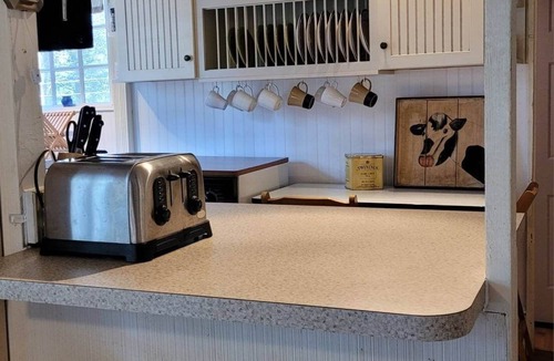 Mount Gretna Cottage | Becky's Gift on Muhlenberg