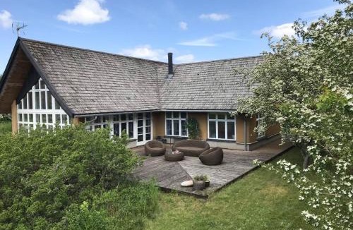 Nykobing Sjaelland House | Become One With Nature In "Oldes Hytte"