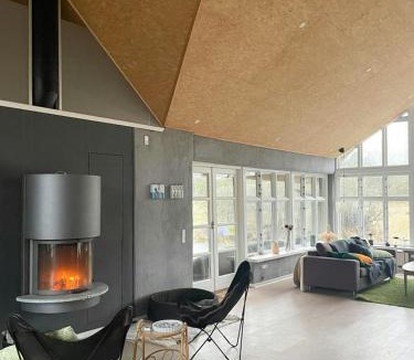 Nykobing Sjaelland House | Become One With Nature In "Oldes Hytte"