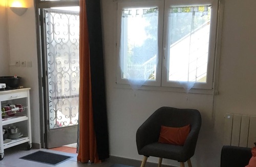 Maureillas-Las-Illas House | Bed and breakfast facing Canigou