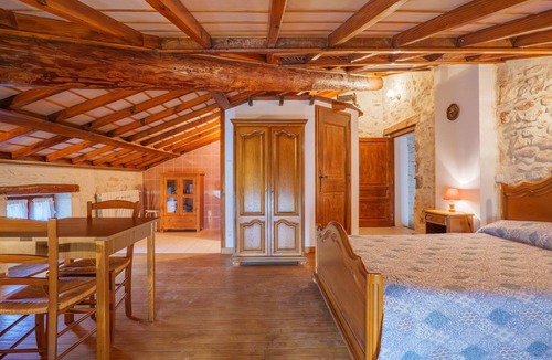 La Garde-Adhemar Bed & Breakfast | Bed and Breakfast 'Manon' with Shared Pool, Shared Garden and Wi-Fi