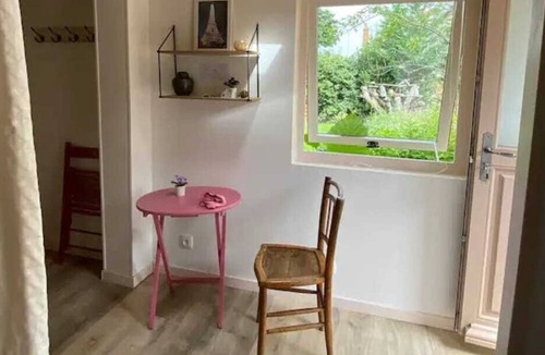 Mesves-sur-Loire House | bed and breakfast