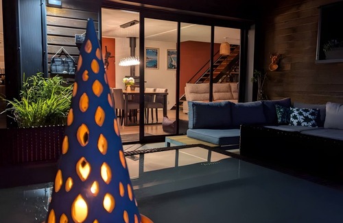 Plouer-sur-Rance Bed & Breakfast | Bed and Breakfast 'Chambre Port Briac' with Shared Pool, Shared Terrace and Wi-Fi