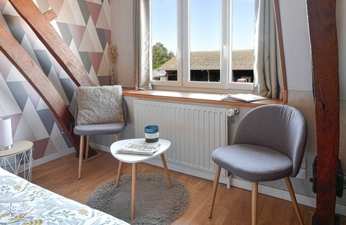 Forest-Montiers Bed & Breakfast | Bed and Breakfast 'À La Ferme 2 Pers' with Shared Terrace and Wi-Fi