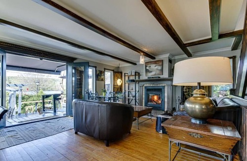 Grandes-Piles Bed & Breakfast | Bed and breakfast: Large family suite with private sauna