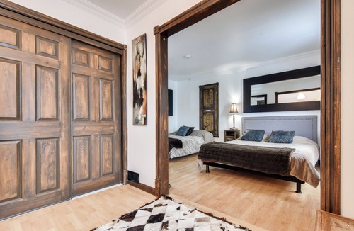 Grandes-Piles Bed & Breakfast | Bed and Breakfast: Elegant family suite Spa on shared terrace
