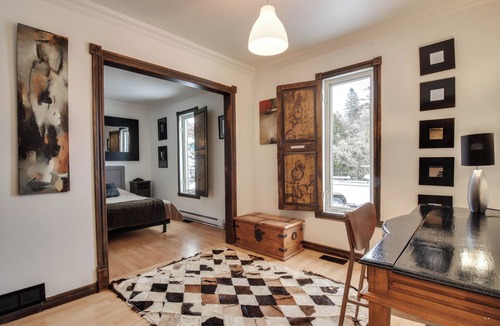 Grandes-Piles Bed & Breakfast | Bed and Breakfast: Elegant family suite Spa on shared terrace