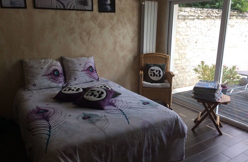 L'Ile-Bouchard House | Bed and breakfast Chez J and J