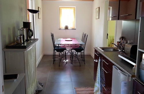 La Jaille-Yvon House | bed and breakfast in "passive" house accommodation