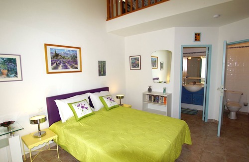 Vedene Hotel | BED AND BREAKFAST 10 MINUTES FROM AVIGNON