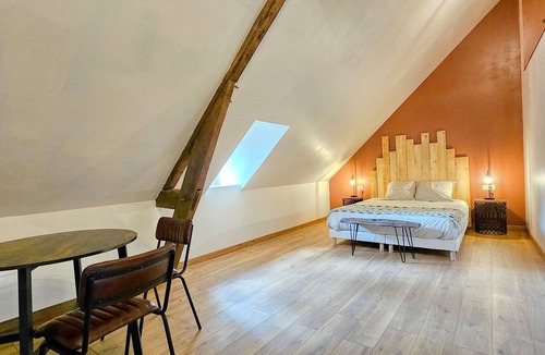 Le Pondy Bed & Breakfast | Bed and breakfast at the mill!