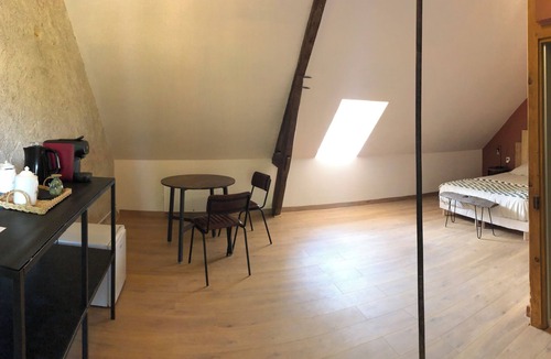 Le Pondy Bed & Breakfast | Bed and breakfast at the mill!