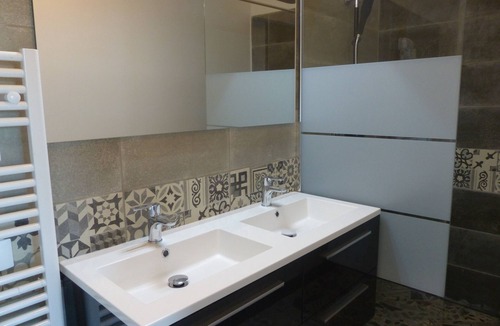 Saint-Loup House | Bed and Breakfast Au Clair De Loup