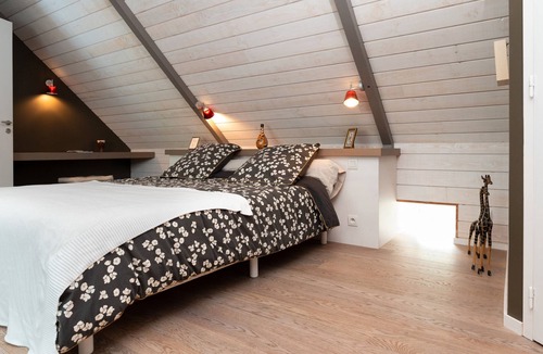 Arzano Bed & Breakfast | Bed and Breakfast 'Cassiopé' with Shared Pool, Shared Terrace and Wi-Fi