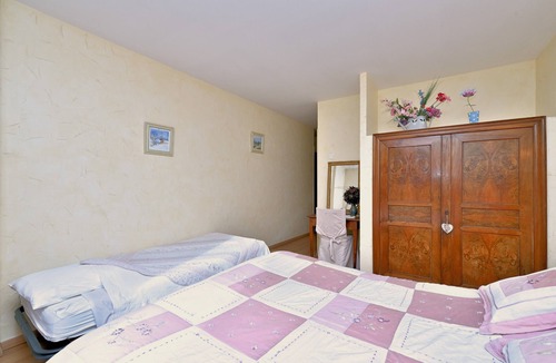 Guchen Bed & Breakfast | Bed and Breakfast 'Chambre Asphodeles' with Mountain View, Shared Terrace and Wi-Fi