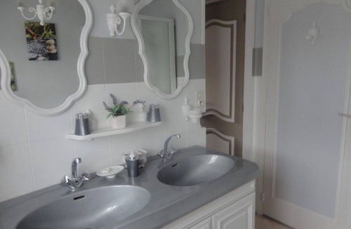 Nevez House | bed and breakfast chez josiane calme grand jardin