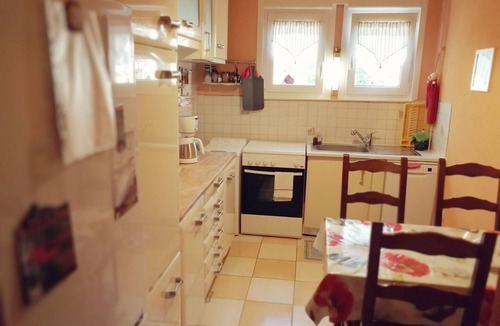 Destry House | Bed and Breakfast Chez Violette