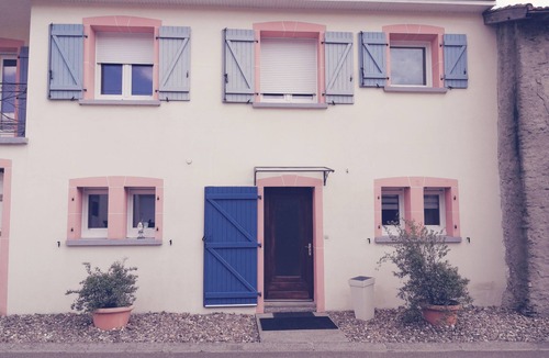 Destry House | Bed and Breakfast Chez Violette