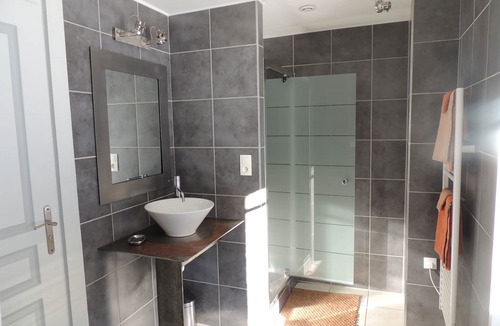 Glandage House | bed and breakfast dovecote diois