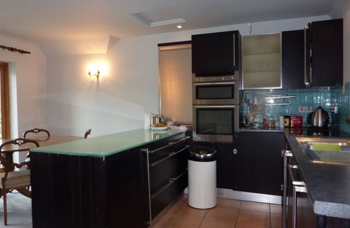 Godalming Bed & Breakfast | Bed and Breakfast Dunsfold