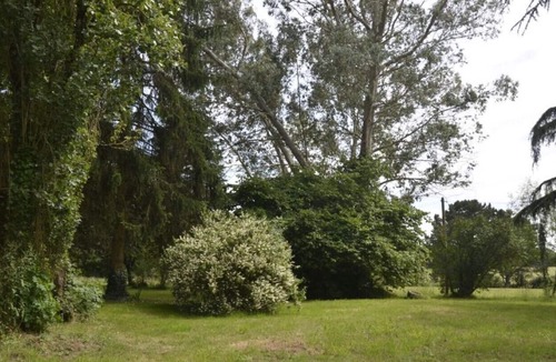 Berric House | ---- Bed and breakfast--