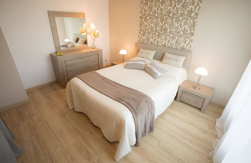 Bruc-sur-Aff Bed & Breakfast | Bed and breakfast ZEN bathed in light