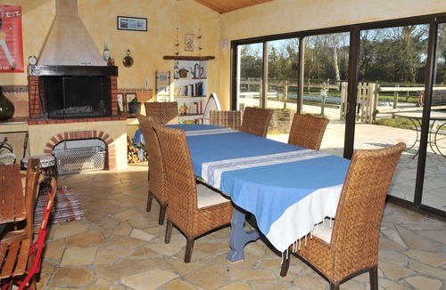 Le Fenouiller House | Bed and Breakfast with swimming pool - Accommodation for 10/12 people - Sea and countryside.