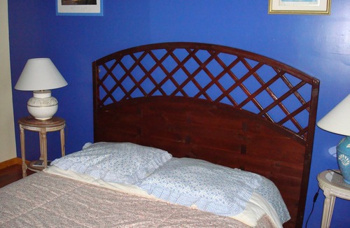 Saint-Leonard Bed & Breakfast | Bed and Breakfast 'Chambre La Mer' with Wi-Fi