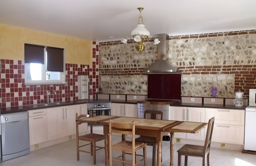 Saint-Leonard Bed & Breakfast | Bed and Breakfast 'Chambre L'océan' with Wi-Fi