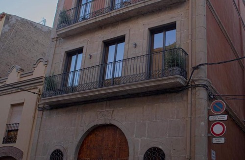 Balaguer Apartment | Bed and Breakfast 'Habitació Superior' with Shared Terrace, Wi-Fi and Air Conditioning