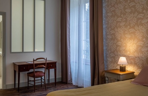 Charnizay Bed & Breakfast | Bed and breakfast in a château near La Roche Posay