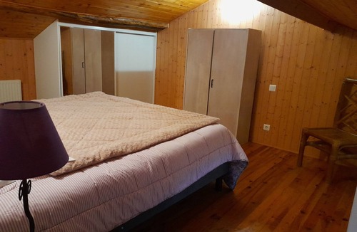 Ornezan Bed & Breakfast | Bed and breakfast in restored Gascon house 2 km from shops.