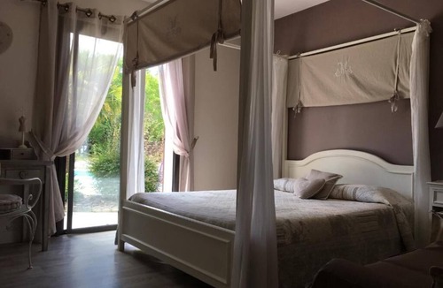 Commensacq Bed & Breakfast | Bed and breakfast La Romantique