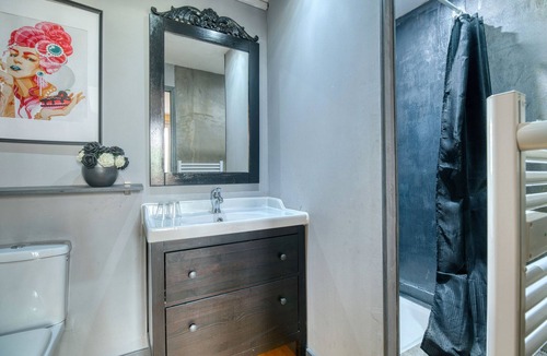 Le Fraysse Bed & Breakfast | Bed and Breakfast 'La Pompadour' with Shared Pool, Shared Garden and Wi-Fi