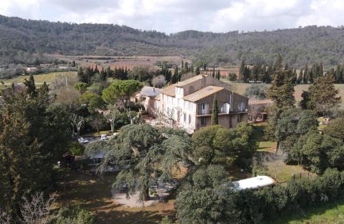 Le Luc Bed & Breakfast | Bed and Breakfast La Grande Lauzade